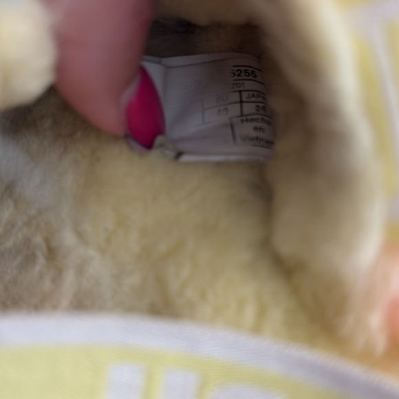 UGG Fluff Yeah Disco Slide Tie Dye Size 9 - Picture 4 of 6